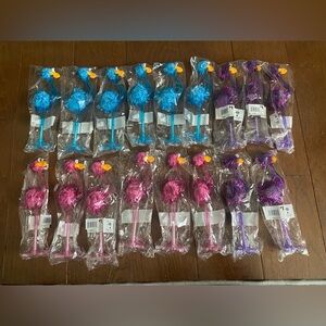 New lot of 17 Colorful Bird flamingo pens
